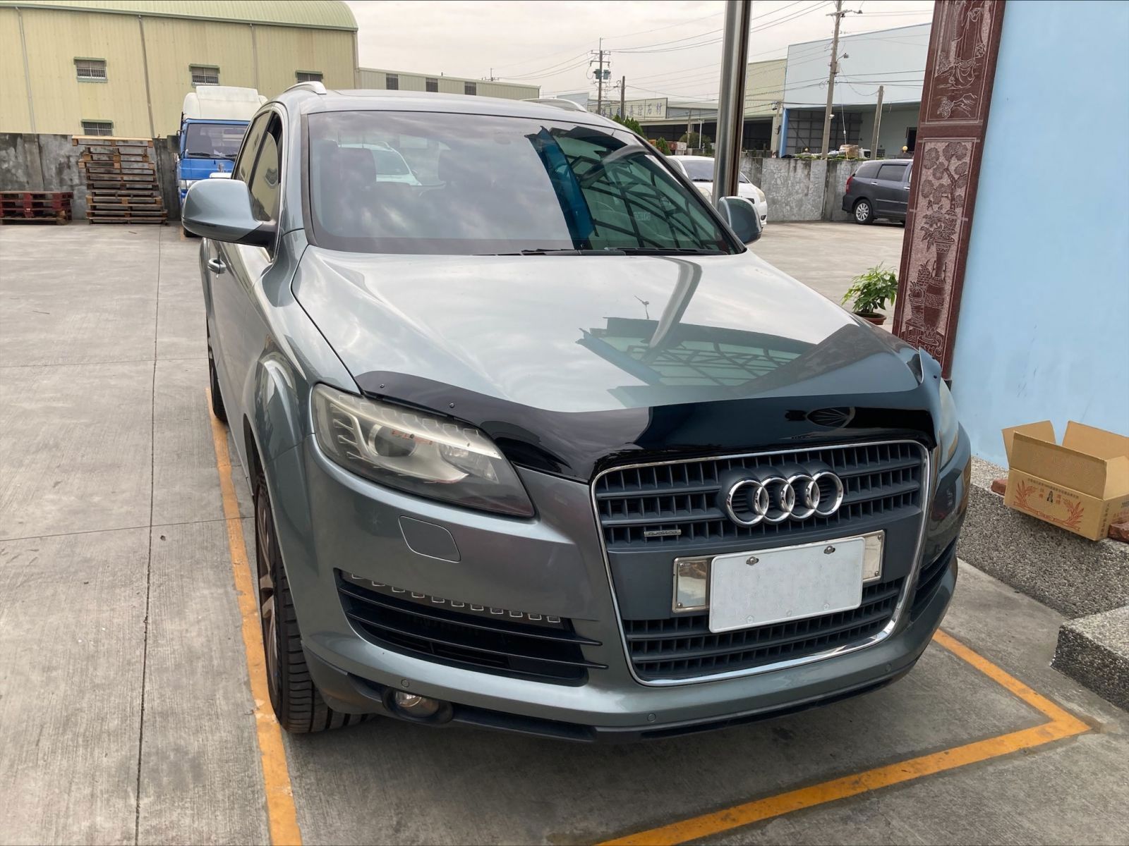 HIC Huvskydd Audi Q7 4L (07-16)